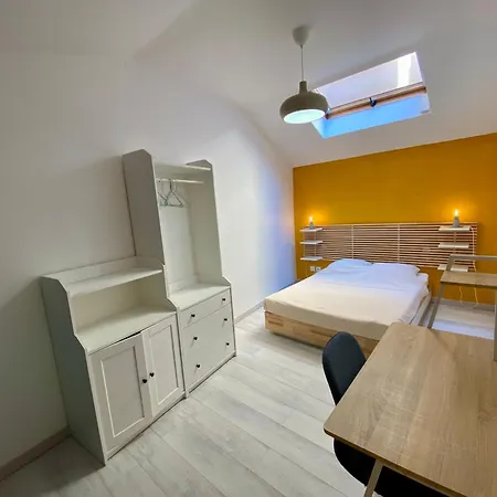 T4 Centre - Close To Shops, Wi-fi, Ac *