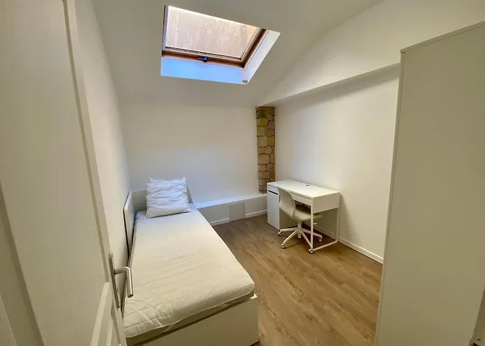 T4 Centre - Close To Shops, Wi-fi, Ac