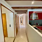 Appartement T4 Centre - Close To Shops, Wi-fi, Ac
