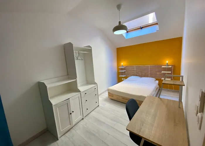 T4 Centre - Close To Shops, Wi-fi, Ac *