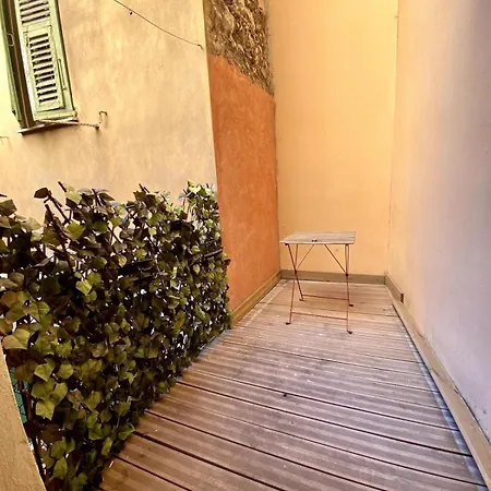 T4 Centre - Close To Shops, Wi-fi, Ac Apartmán *